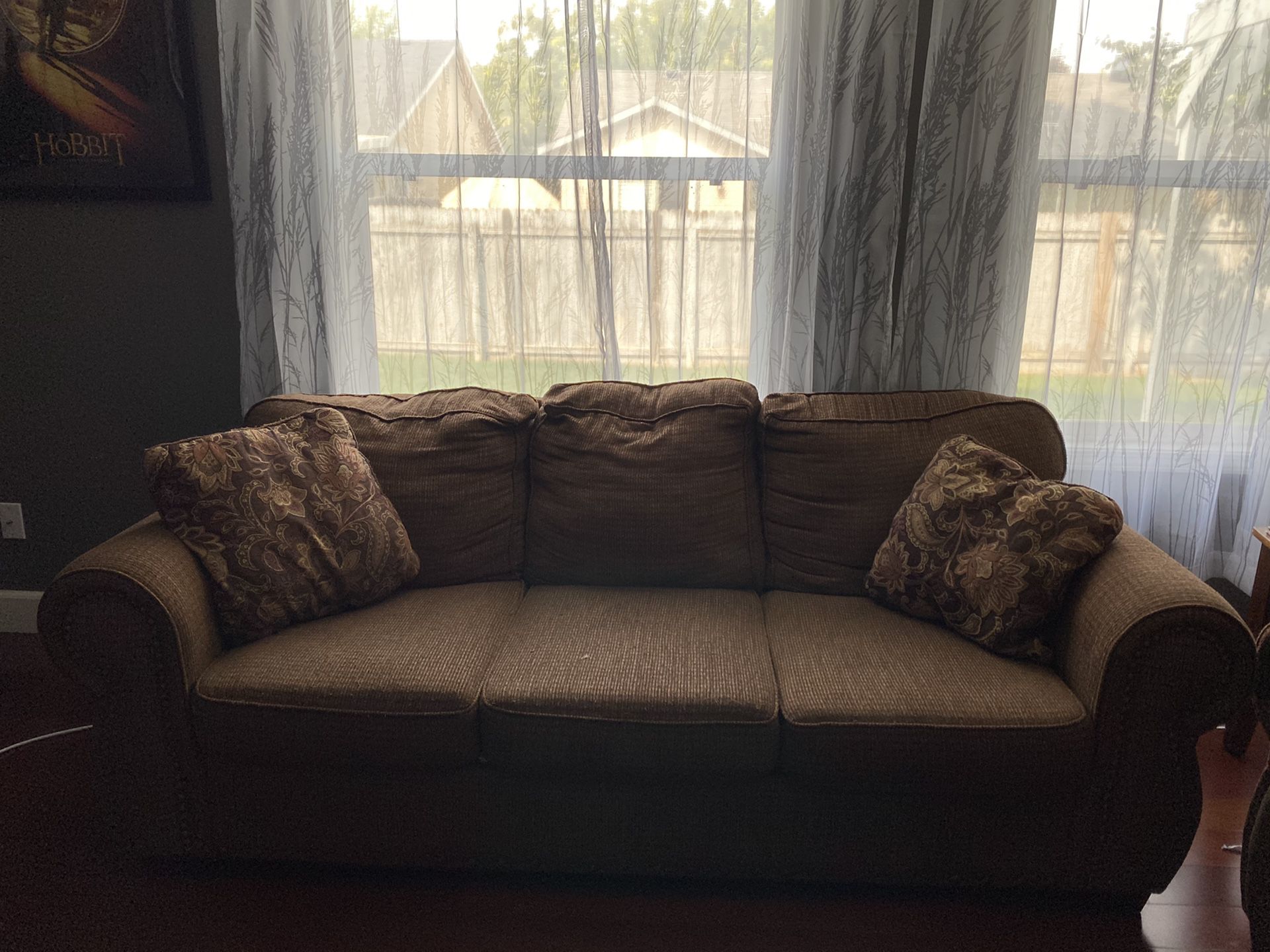 Southport couch/loveseat