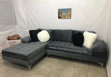 BRAND NEW Gray Sectional Couch Thumbnail