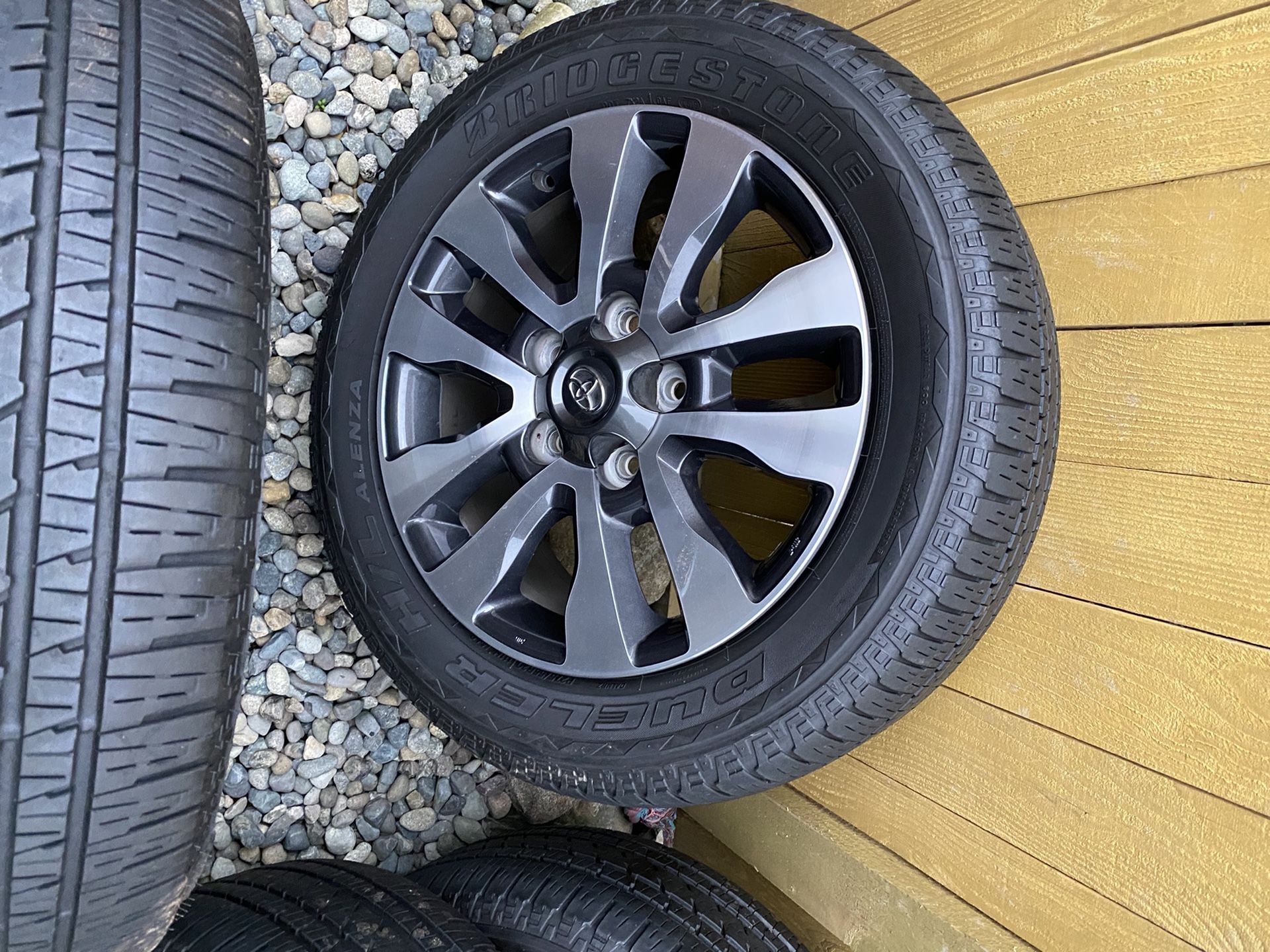 Tundra Wheel and Tires