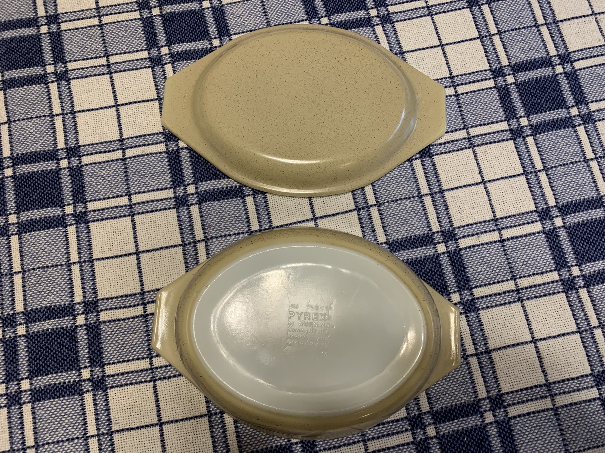 Vintage Pyrex Homestead Oval Casserole