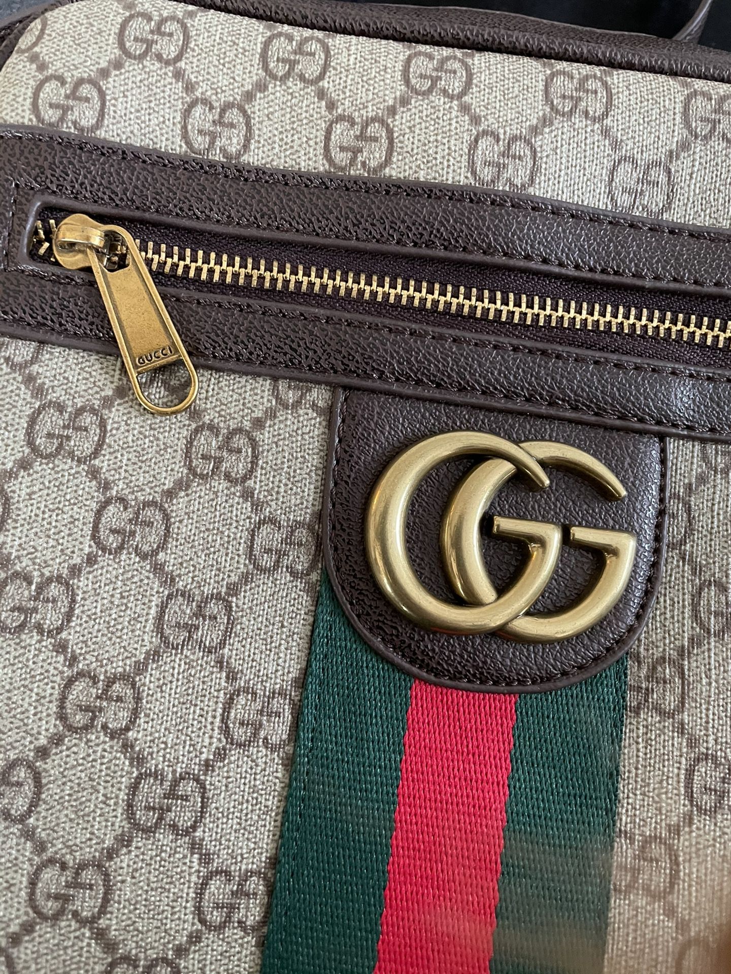Gucci Bag Barely Used Looks New