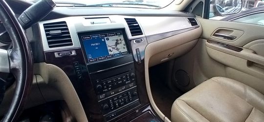 2011 Cadillac Escalade Thumbnail