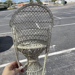 Peacock Chair Plant Stand  Thumbnail