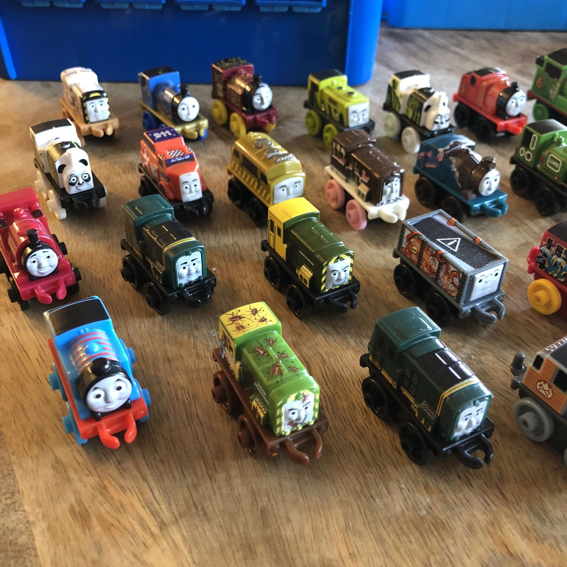 28 Thomas & Friends Minis Trains Total . Some pre own great shape and some new Thomas & Friends MINIS - Fizz 'N Go Cargo Surprise New Thomas and Fri