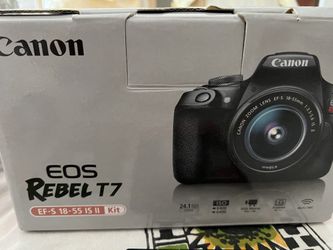 Canon EOS Rebel T7 Digital DSLR Camera W/Lens & bundle Thumbnail