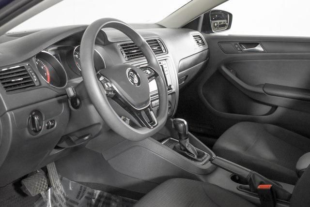 2016 Volkswagen Jetta Sedan