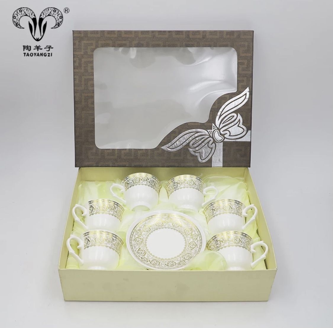 Cup and plates Tea set