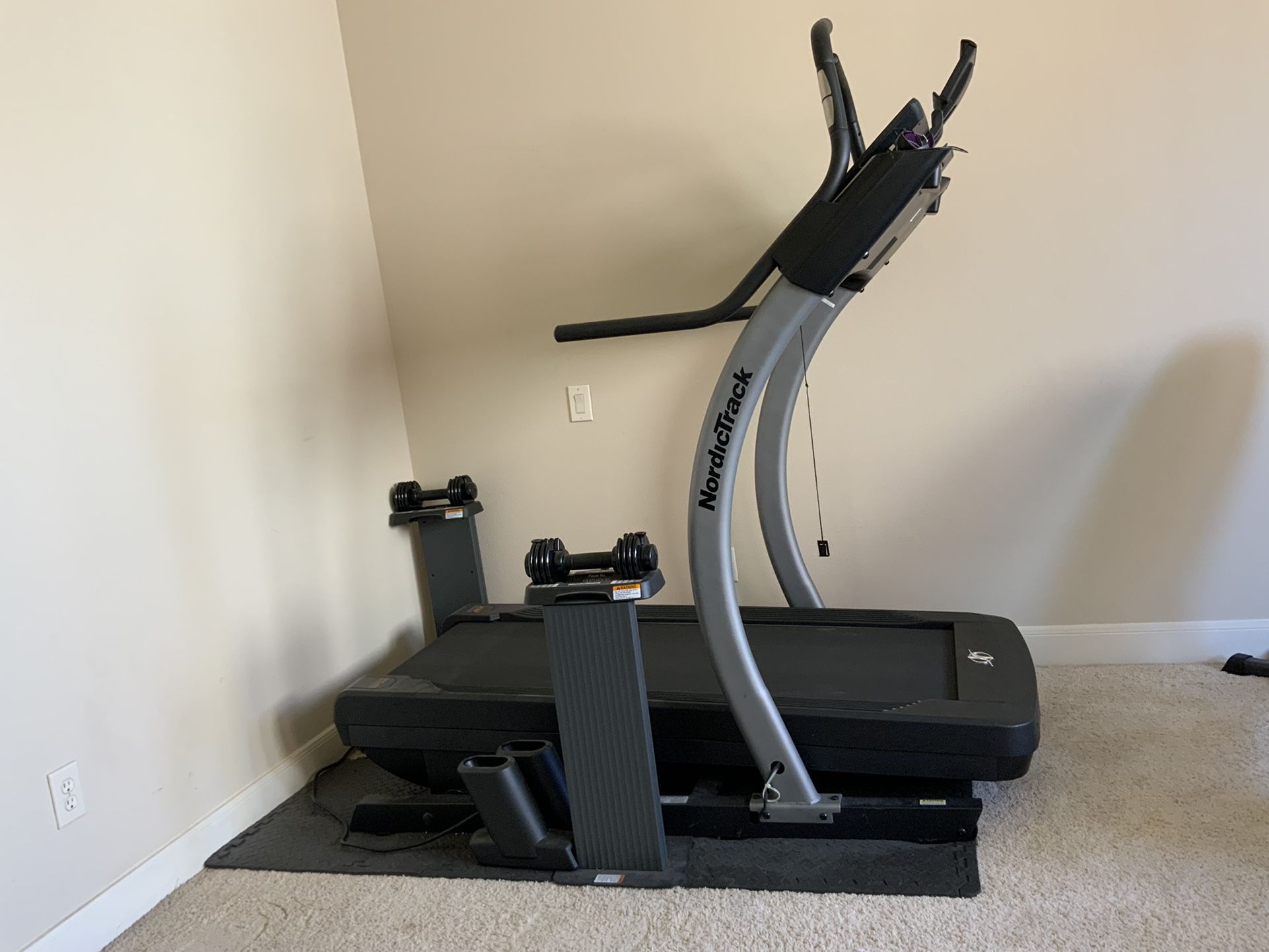 NordicTrack Incline/decline Treadmill with Extended Deck