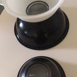 Set of Pyrex Nesting Bowls Thumbnail
