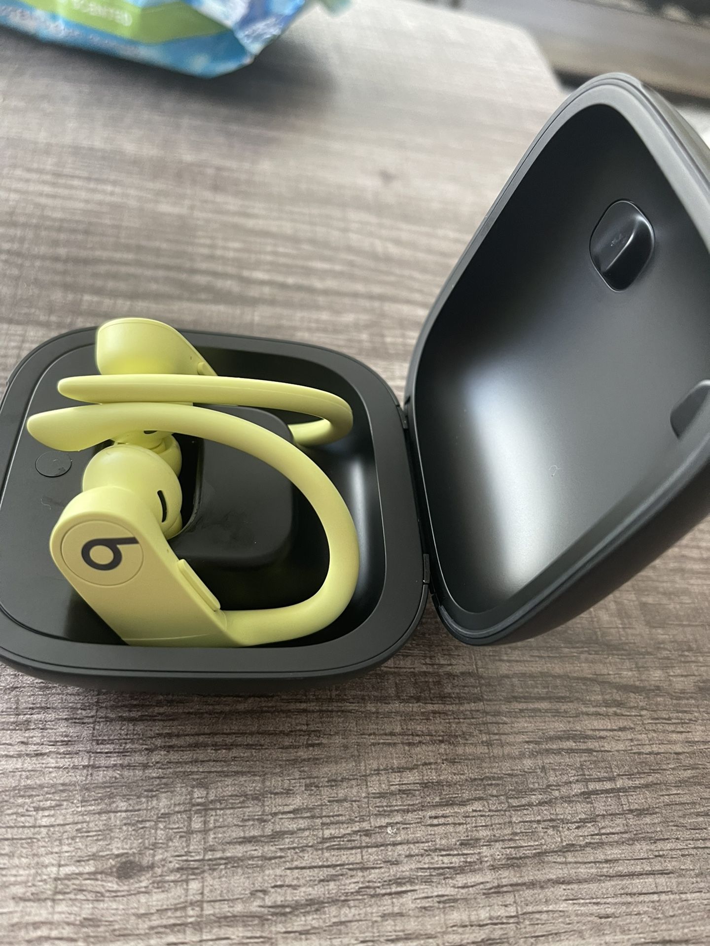 Powerbeats Pro