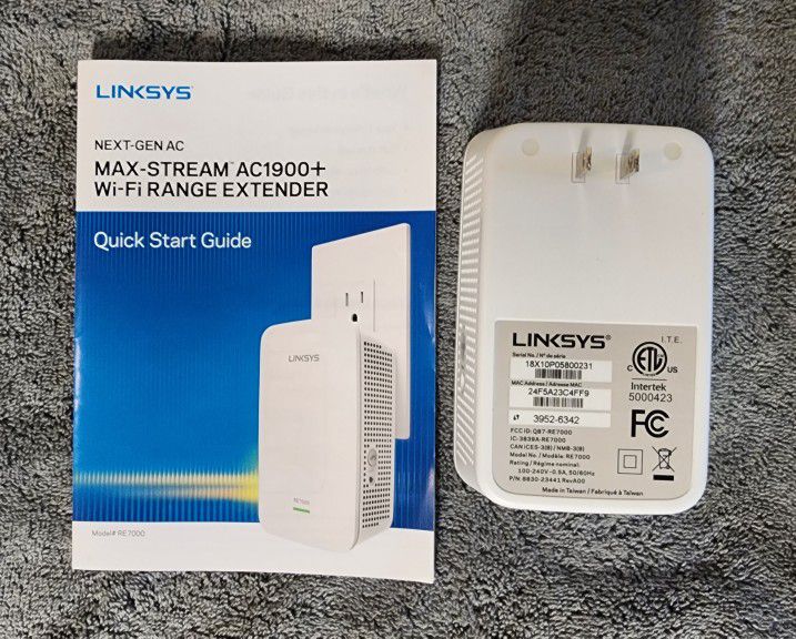 Linksys  AC5400 Wireless Router + max stream AC1900 wifi range extender