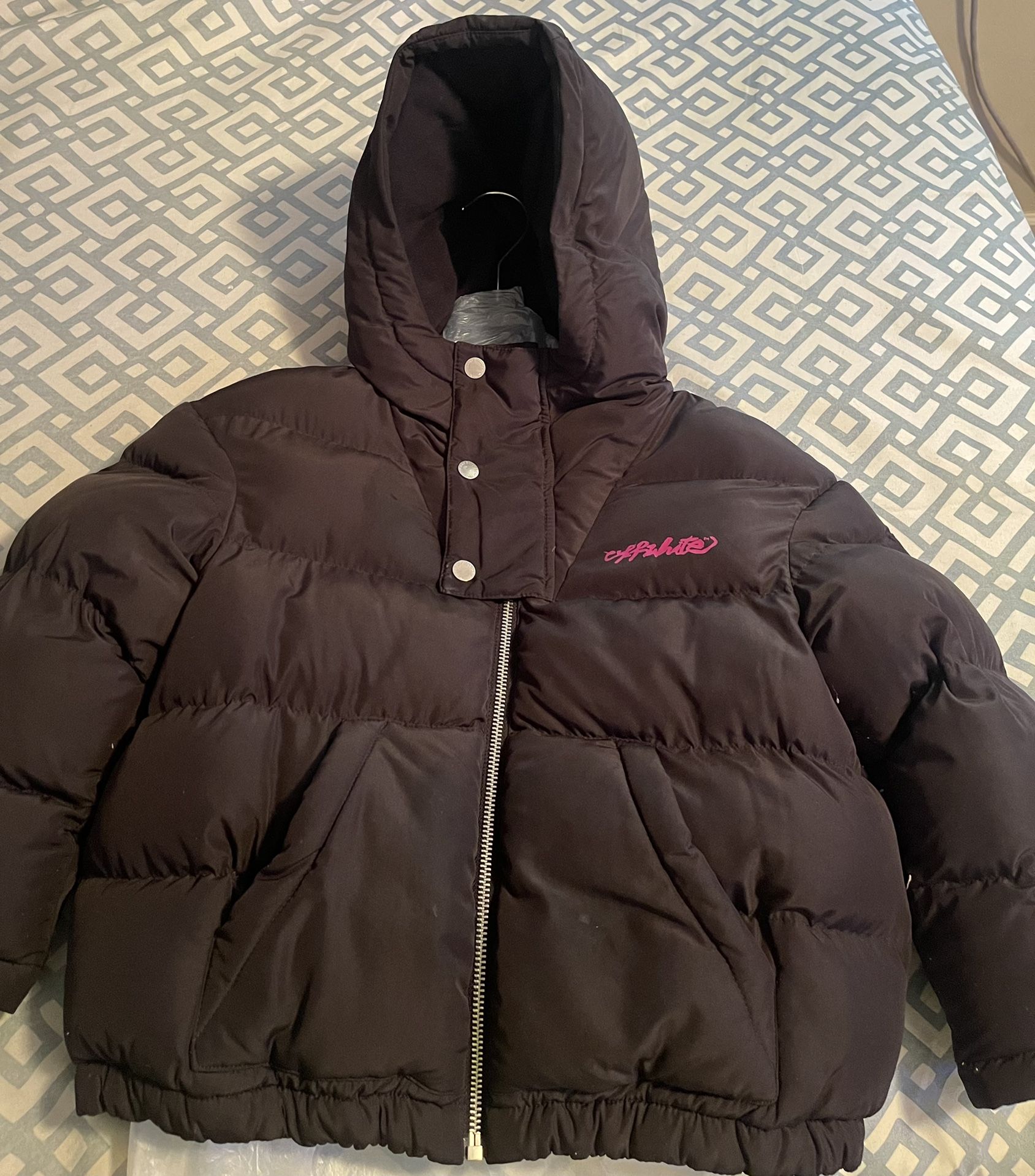 Off-White Kids script logo puffer jacket Size 6