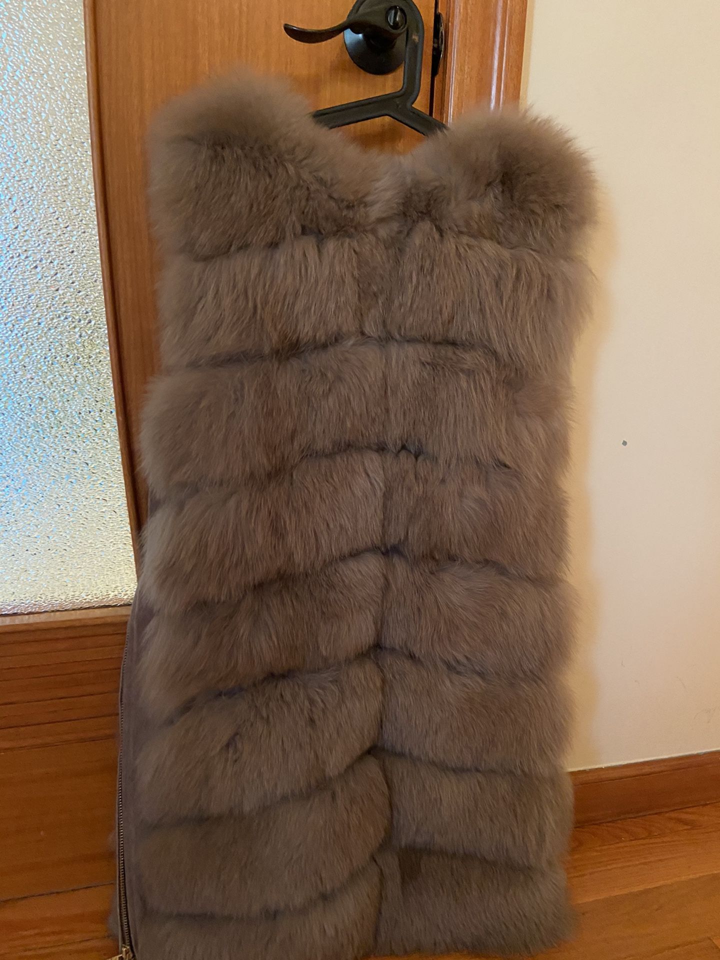 fur vest