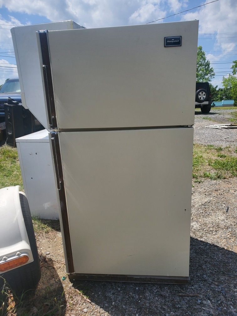 Hotpoint Fridge