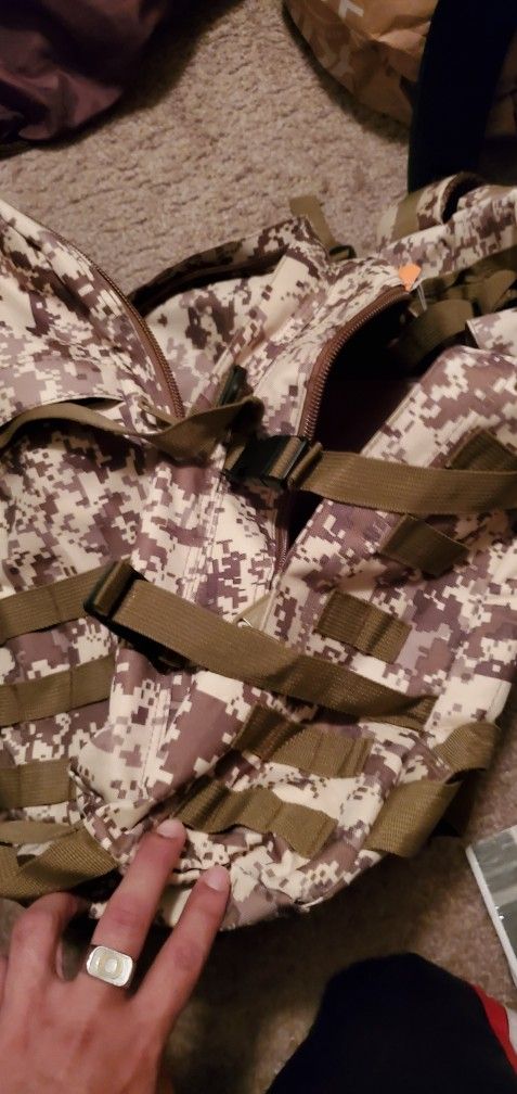 US Army Camo Utility Backpack With Straps