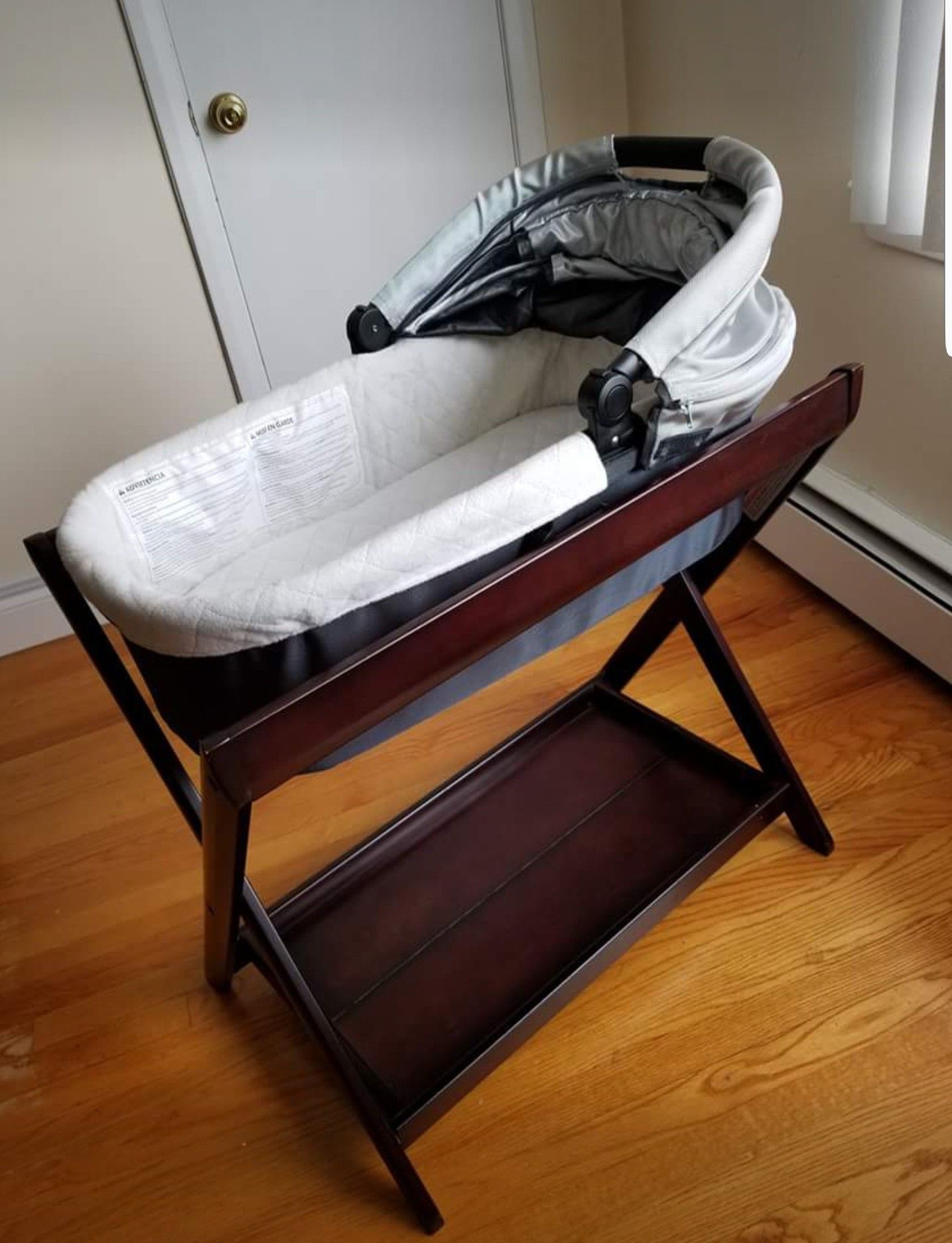 Uppababy Vista Bassinet And Wooden Bassinet Stand In Espresso Like New For Sale In Garfield Nj Offerup