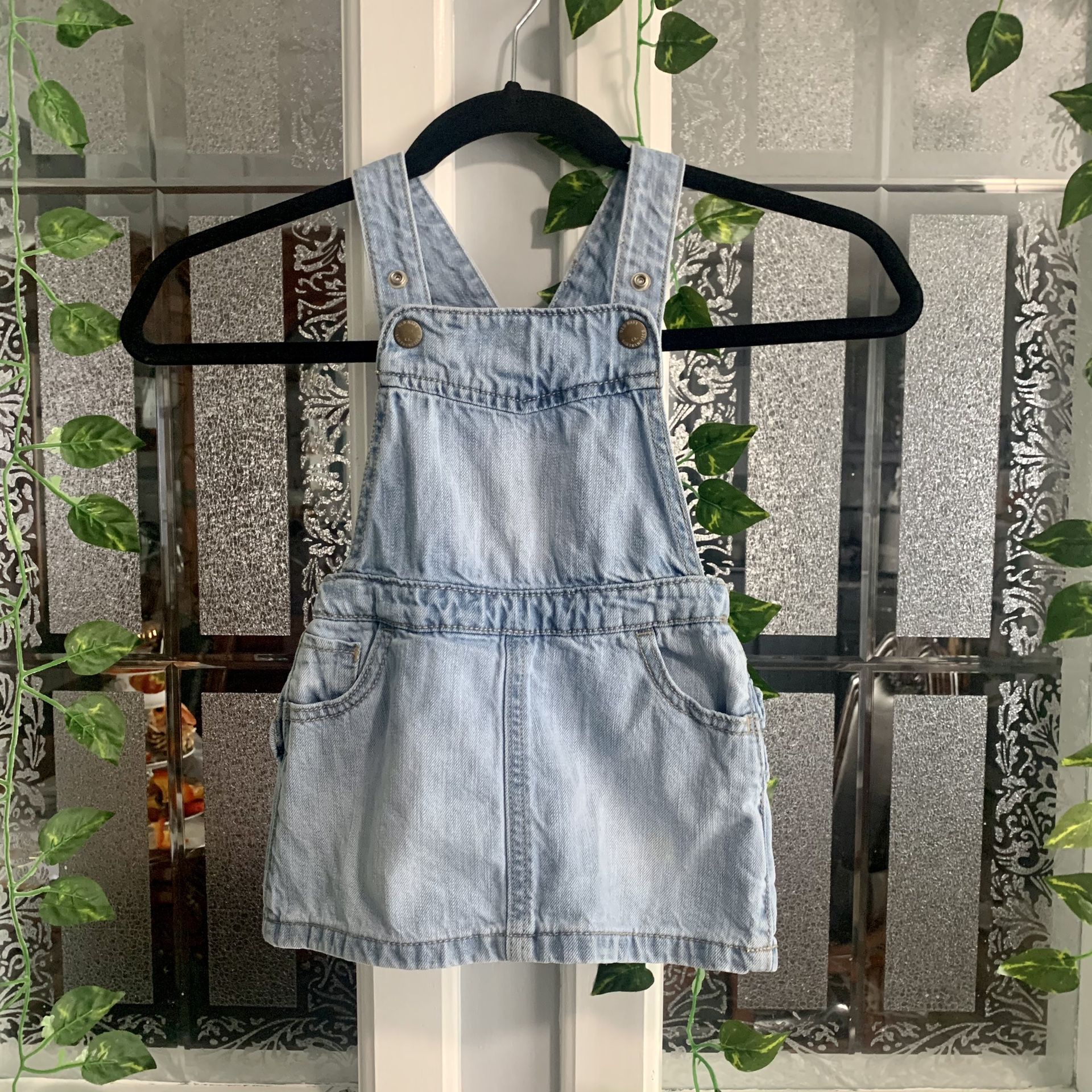 Old navy overall tolder