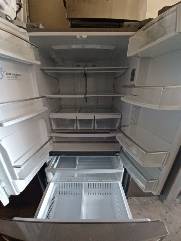 LG FRENCH DOOR FRIDGE