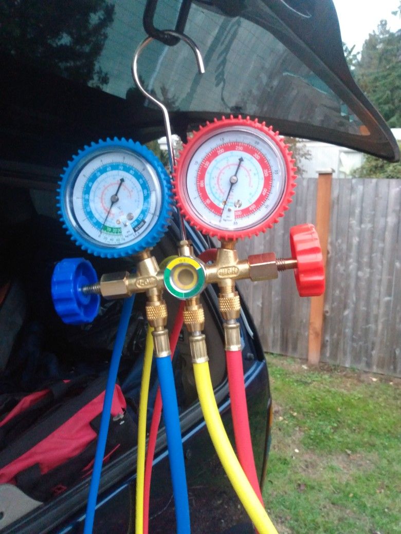 Brand New Vacuum Gauges