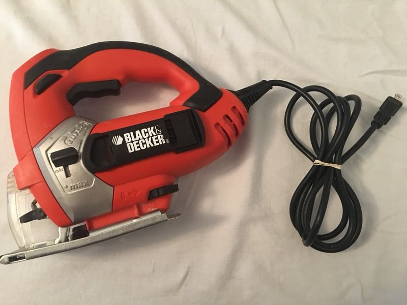 PreOwned BLACK & DECKER JS600 JIGSAW TYPE 1 20mm120V AC60 Hz4.5A