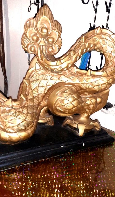 dragon sculpture by Austin prodinc 1989c