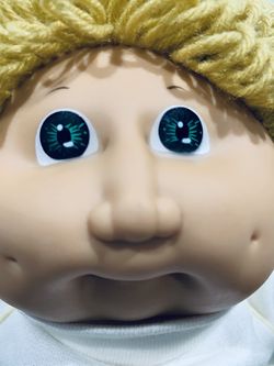 Outstanding CABBAGE PATCH 1984 Doll Thumbnail