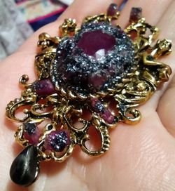 Royal brooch designed by Estefania GE. Ruby and black star diopside. Thumbnail