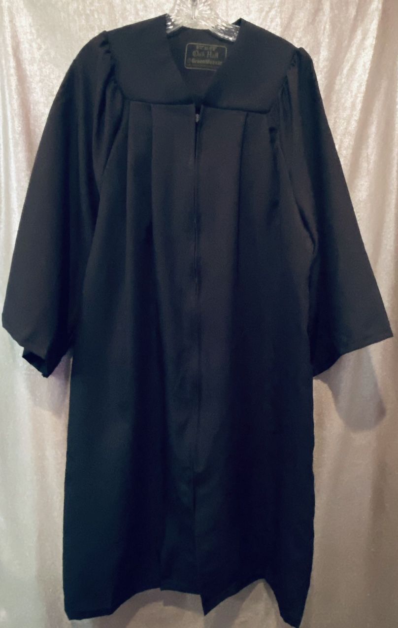 Harry Potter Oak Hall Greenweaver Graduation Gown