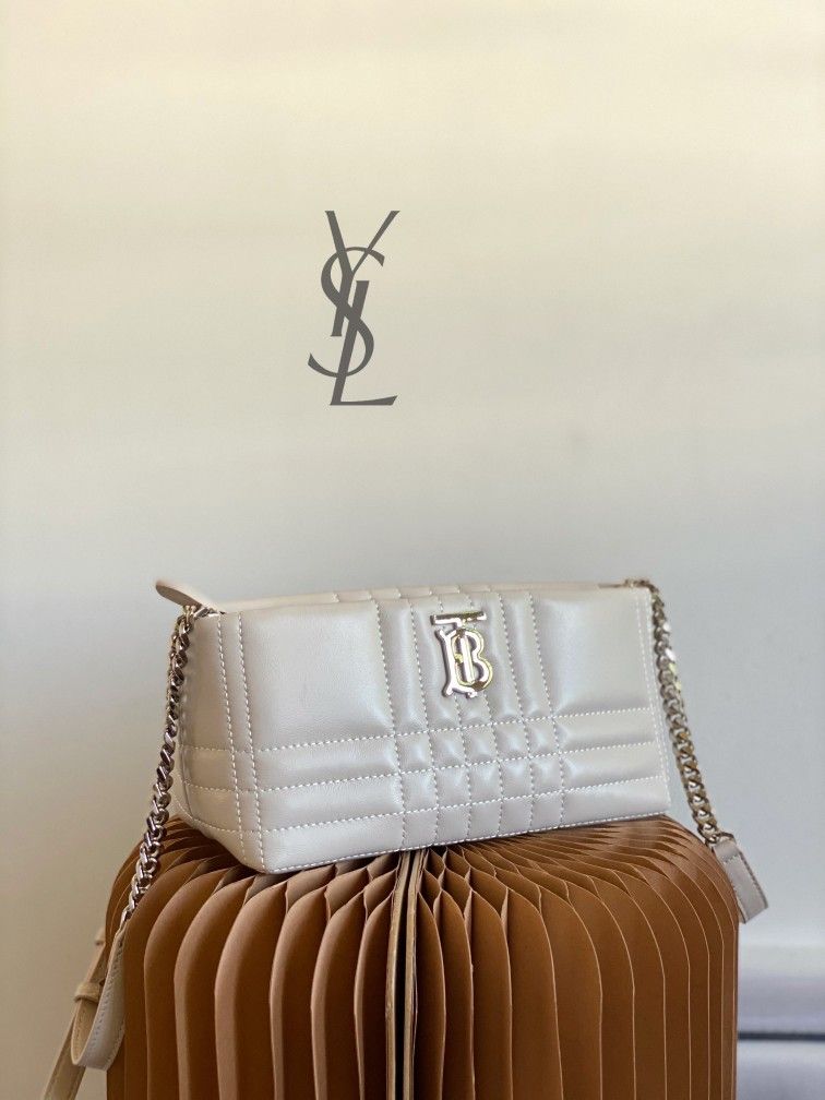 Burberry Lola White Bag 27x11x12cm