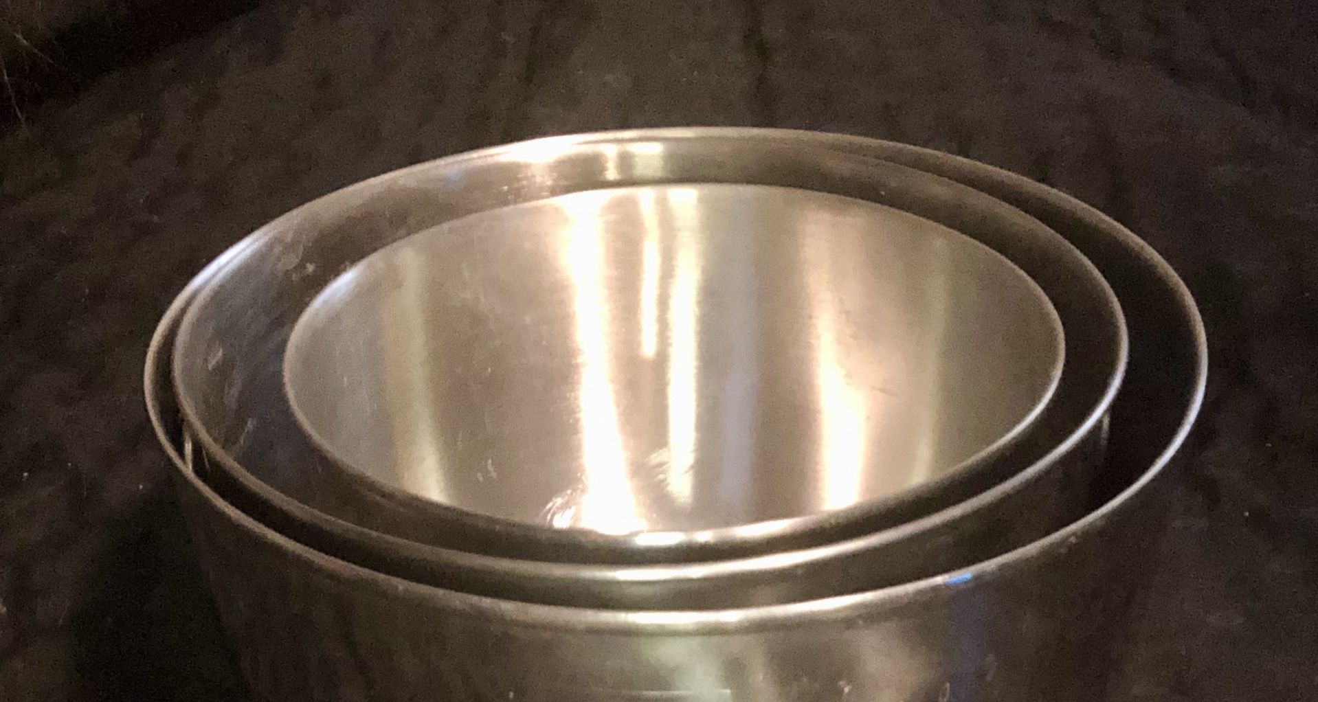 Set Of 3 Great Condition Stainless Steal Nesting Mixing Bowls. 1 Is Farberware Double Thumb Ring #734. $20 Pickup/$23 Shipping
