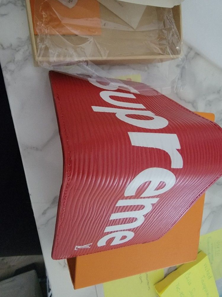 Supreme LV Wallet