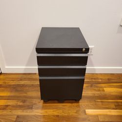3 Drawer Mobile File Cabinent Thumbnail