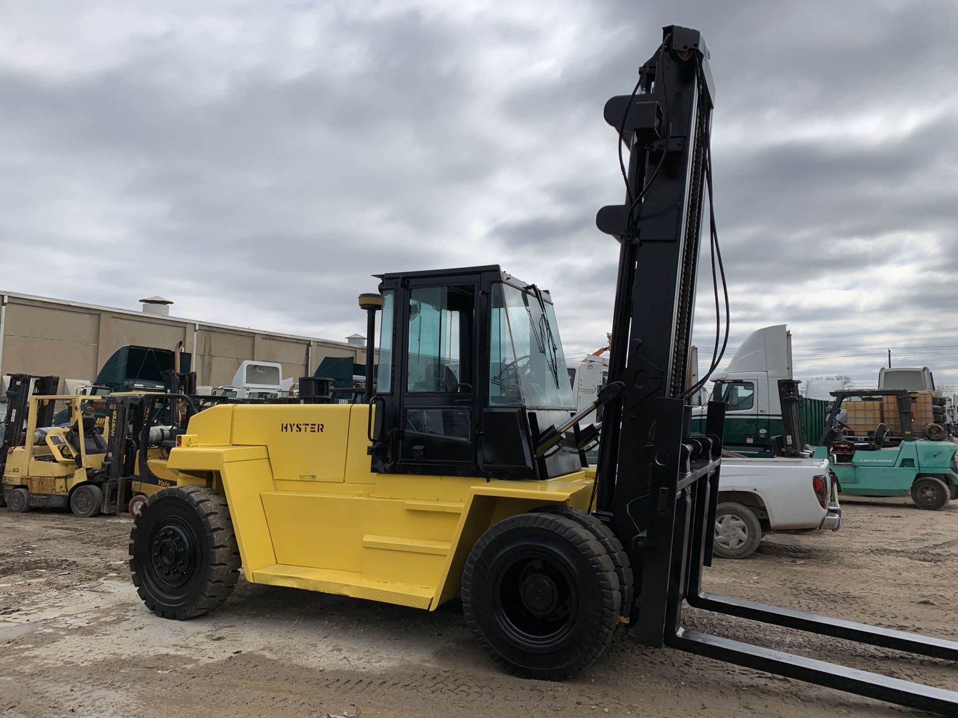 Hyster Forklift (30,000 LBS) for Sale in Houston, TX OfferUp