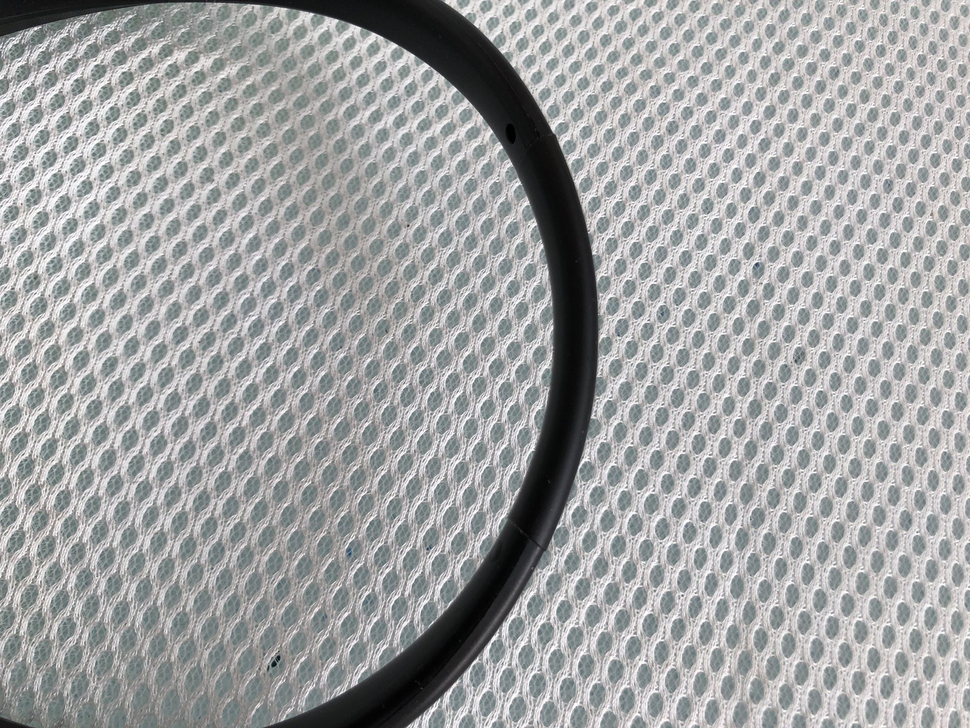 LG 1100 Bluetooth headset