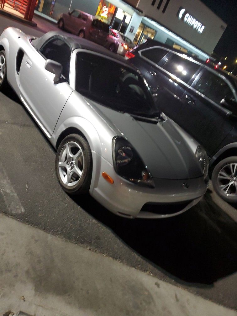 2002 Toyota MR2 Spyder