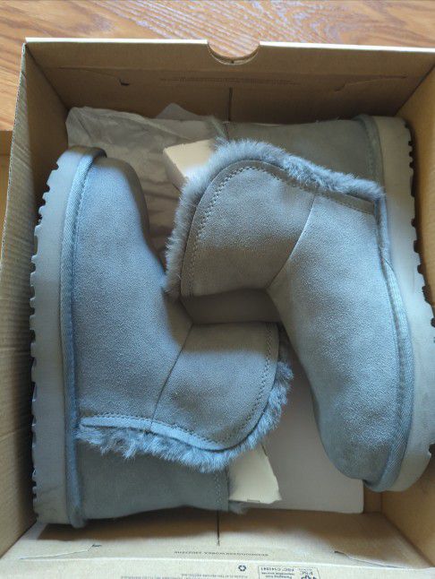 UGGs Boots 