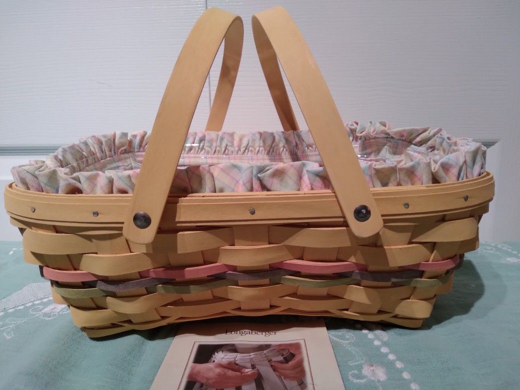 Longaberger Easter Basket 2005 Edition Signed