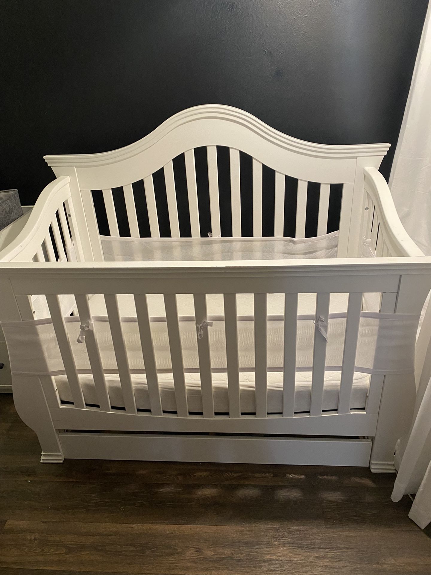 Real Wood Convertible Crib