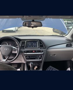2018 Hyundai Sonata Thumbnail