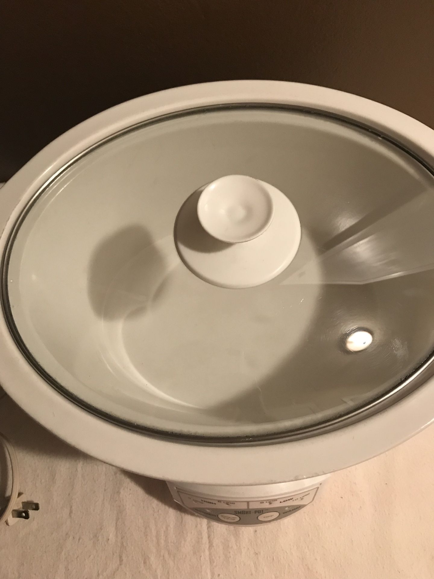 Slow cooker pot