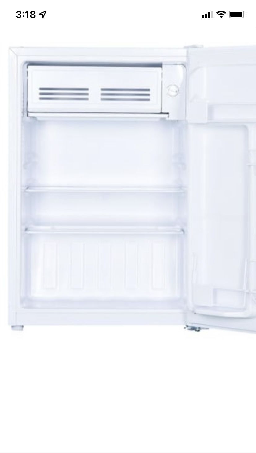 White Mini Fridge With Freezer