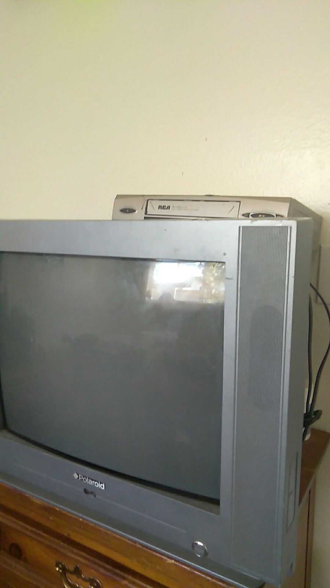 polaroid tv old