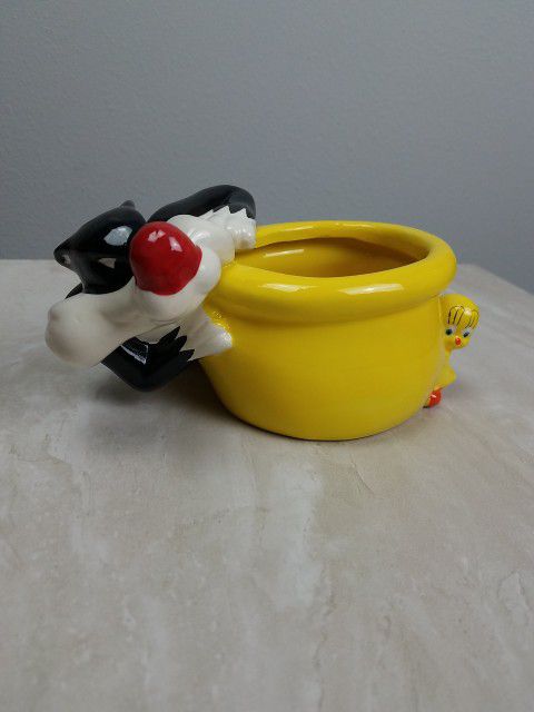 Sylvester & Tweety Bird Looney Tunes 7" vintage Flower Pot Planter Ceramic 