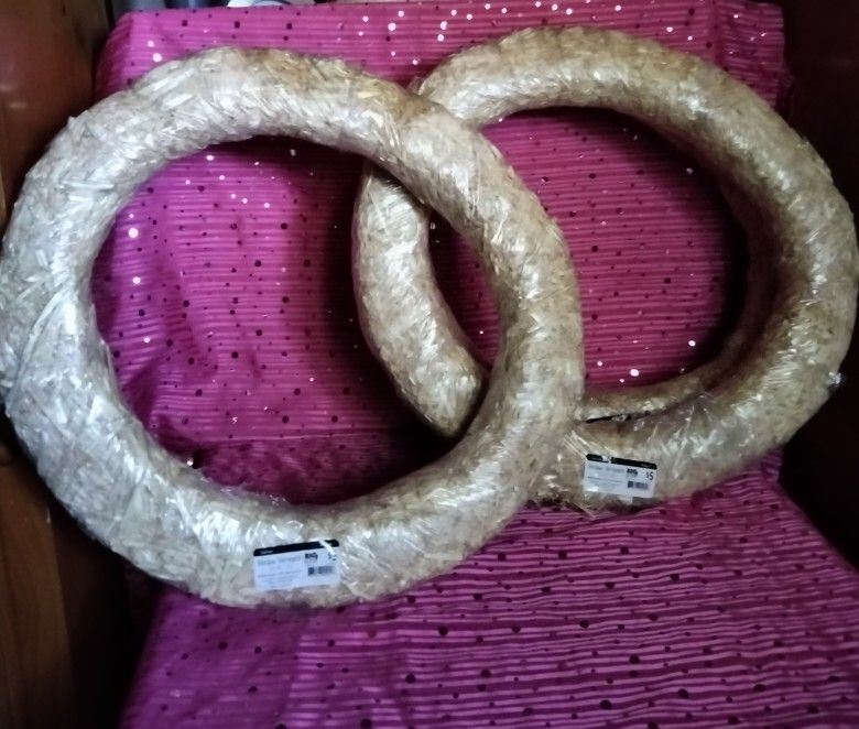 3 Straw Wreaths 18"