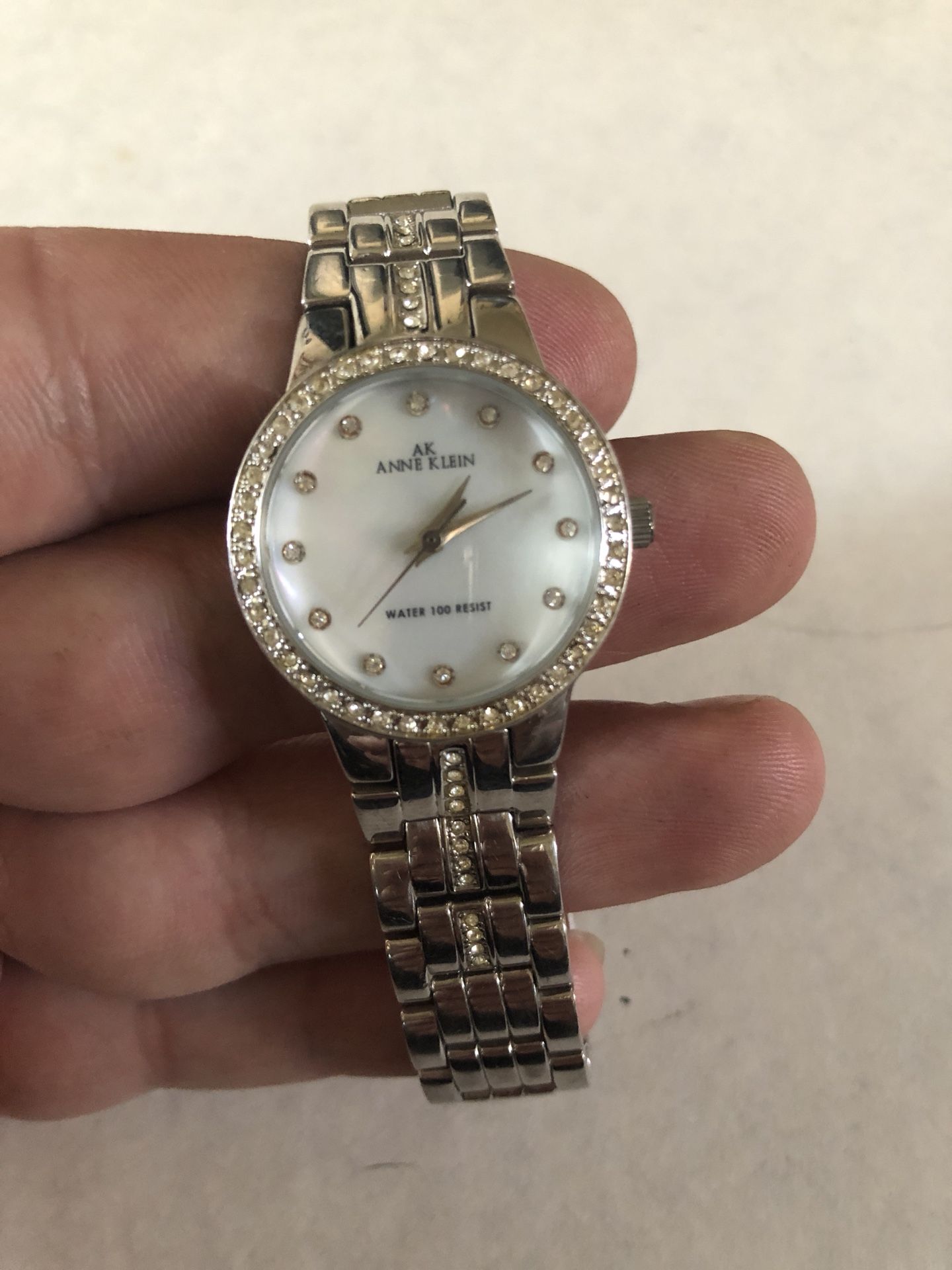 Anne Klein 10/8213 Y121e Swarovski Crystal Bezel Water Resistant Women