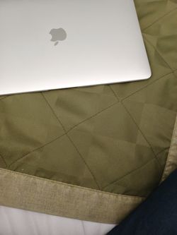 MacBook Air M1 (2020) A2337 Thumbnail
