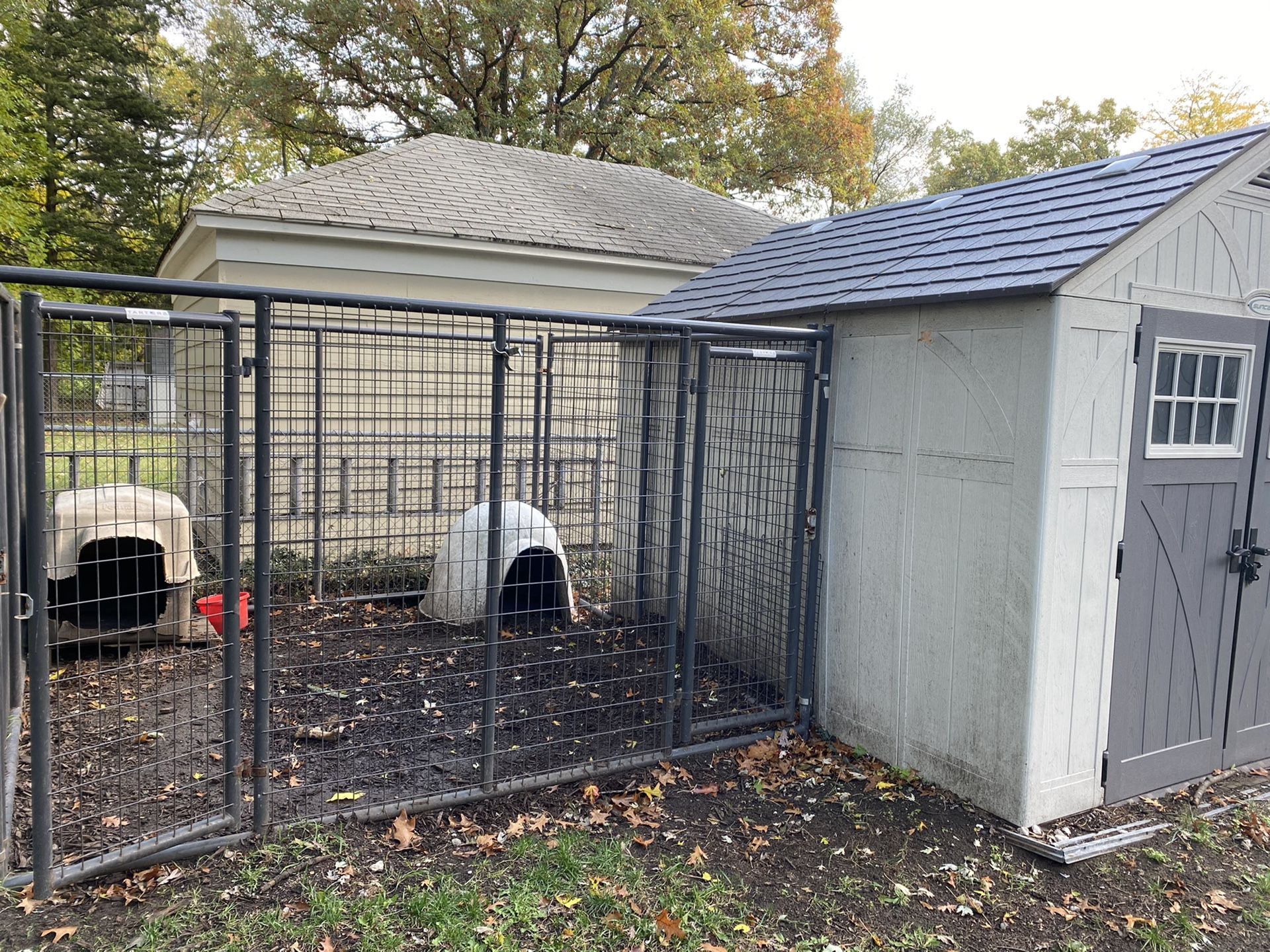 Dog kennel