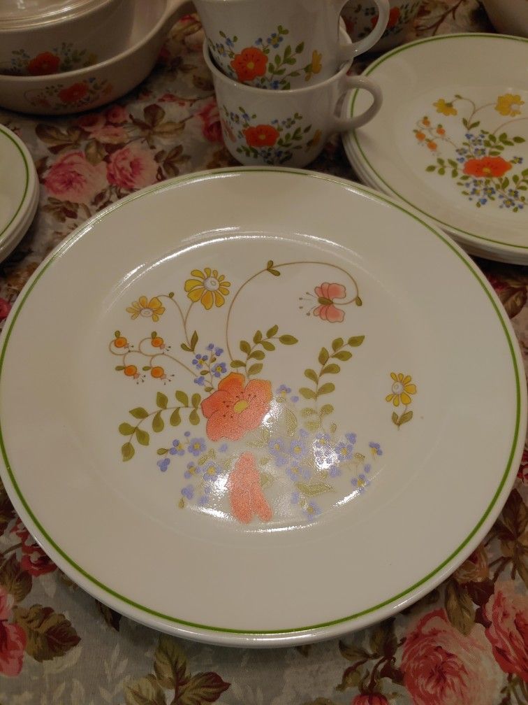 Corelle Corningware Bundle