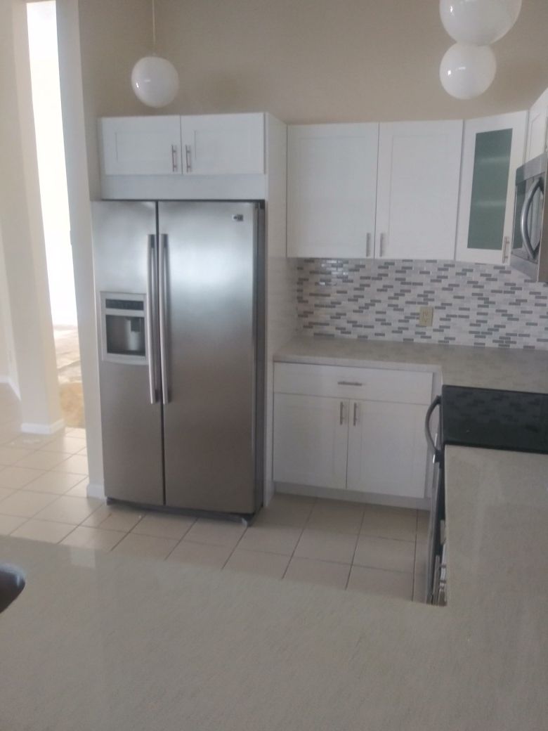 Solid wood kitchen complete with quartz