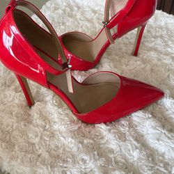 NEW Red Heels Size 6 Thumbnail